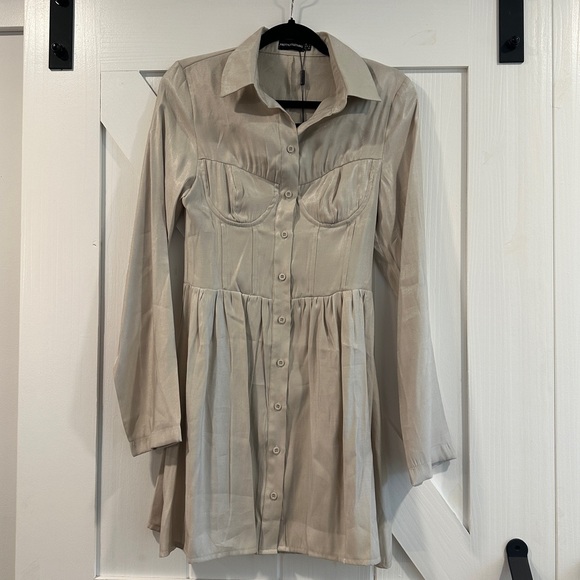 PrettyLittleThing Champagne Metallic Corset Binding Button Down Bodycon Dress - Picture 3 of 7